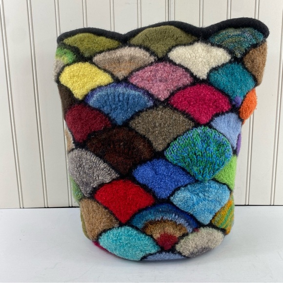 Colorful Felted “Stained Glass” Patchwork Fan Lined Rainbow Fish Hobo Bag Purse - Picture 5 of 13
